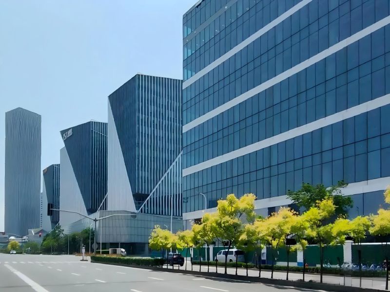 Energy-Efficient Composite Curtain Wall for Commercial Buildings